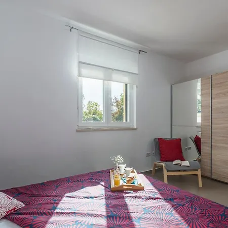 Villa Marilu Trget